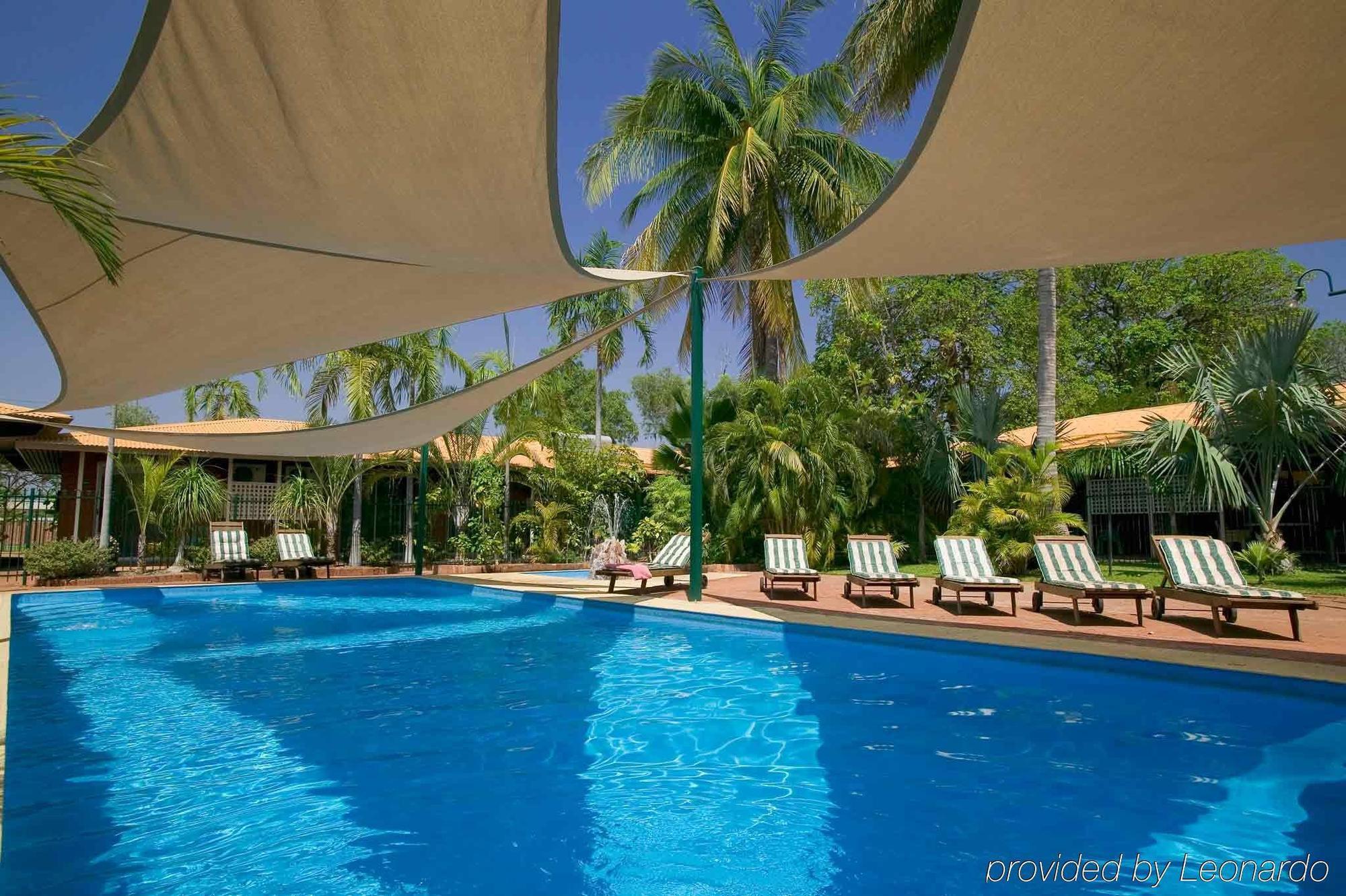 The Cambridge Kununurra Hotel Exterior photo